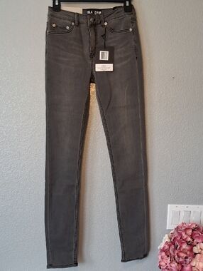 BLK DNM Women's Charcoal Skinny Jeans